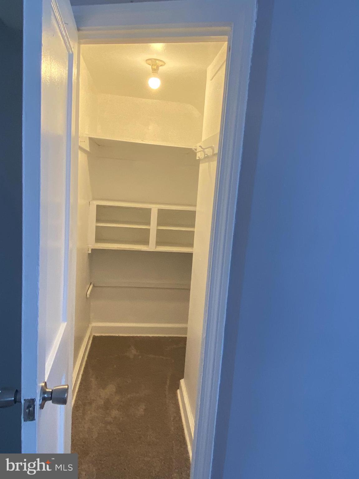 BROOKHAVEN - Residential Lease