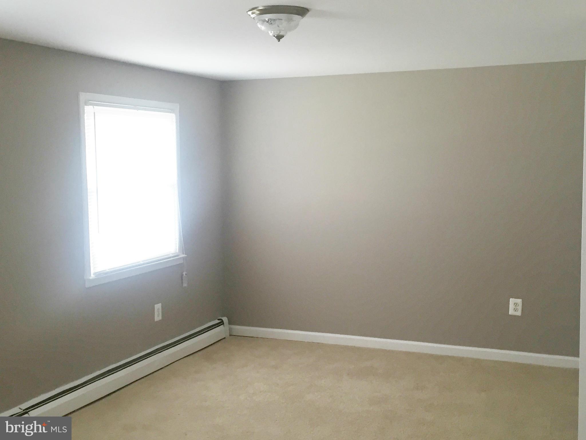 DALE CITY - Residential Lease