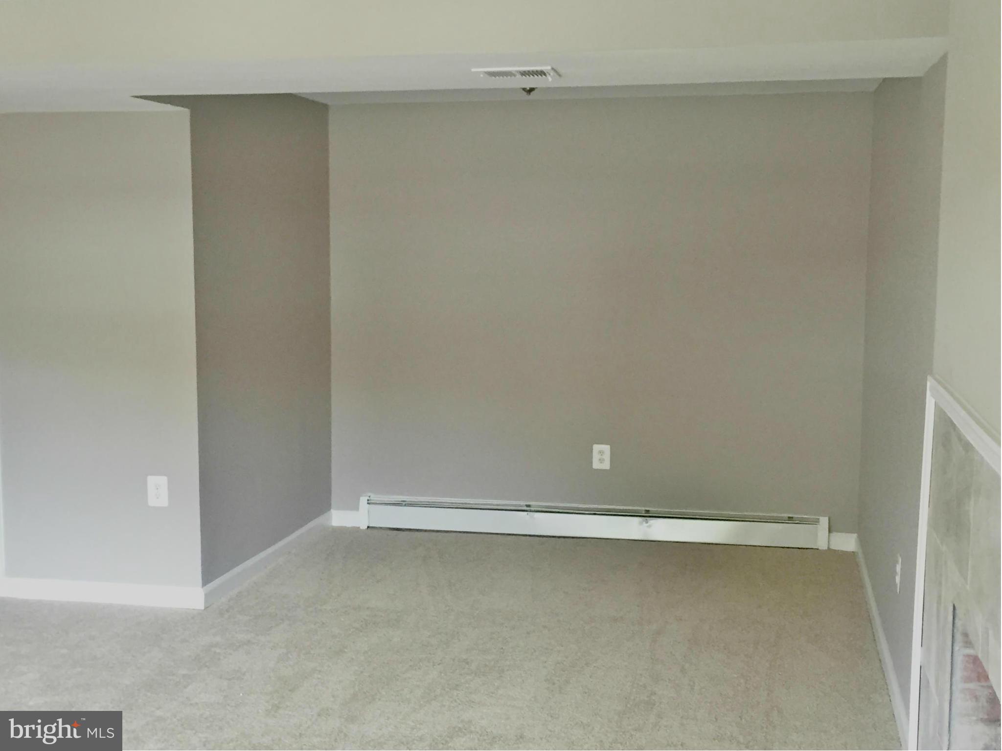 DALE CITY - Residential Lease