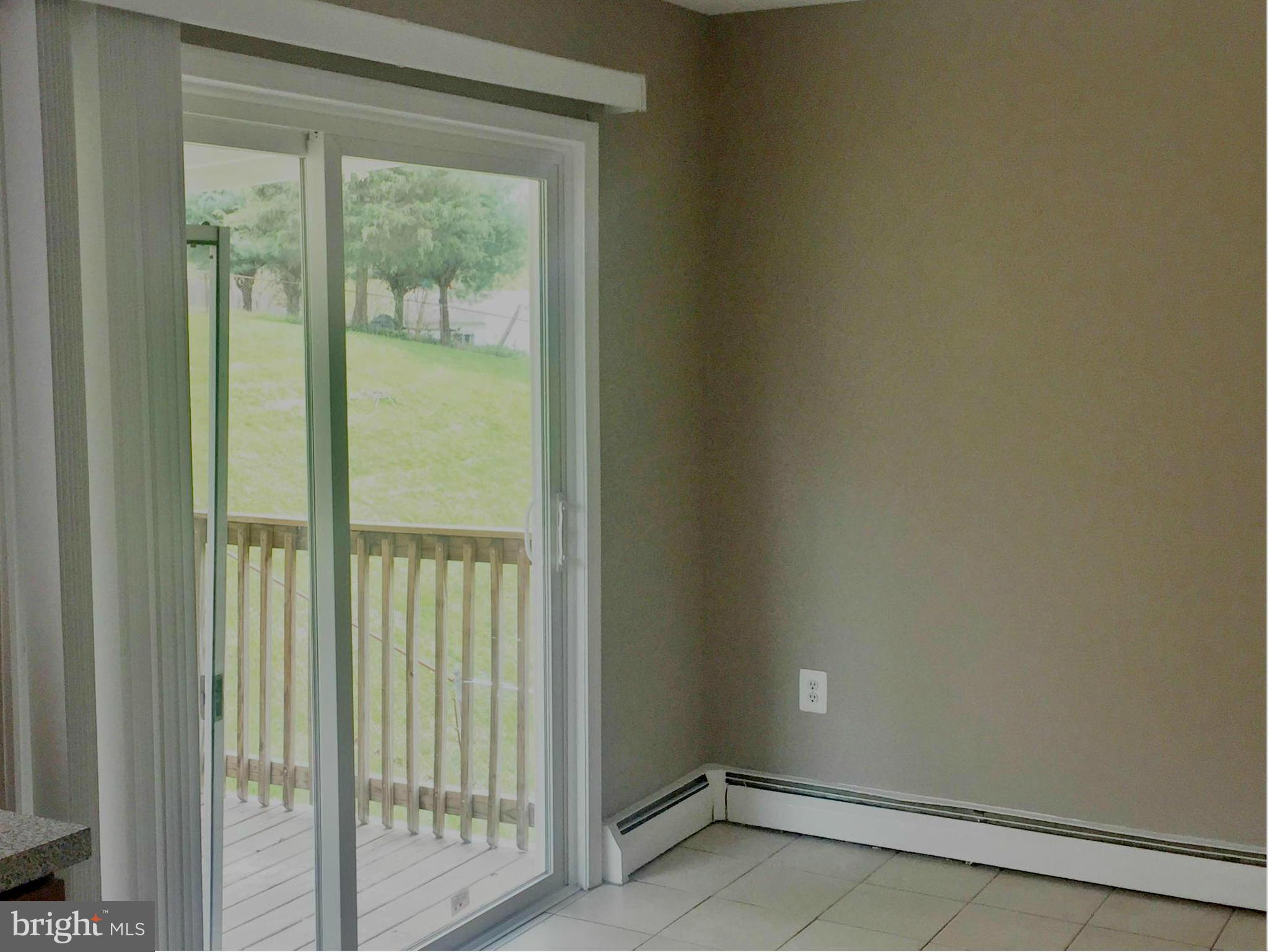 DALE CITY - Residential Lease