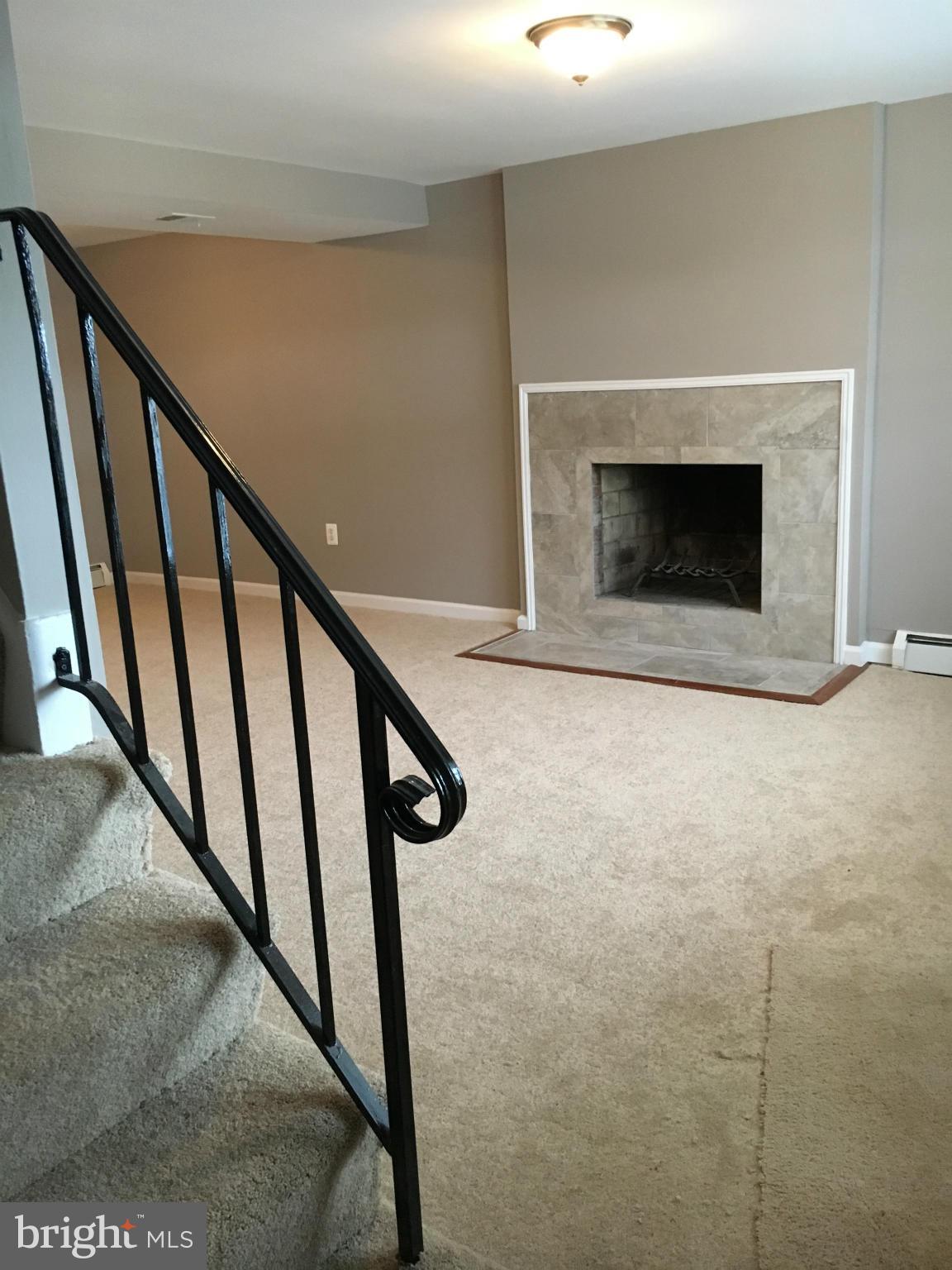 DALE CITY - Residential Lease