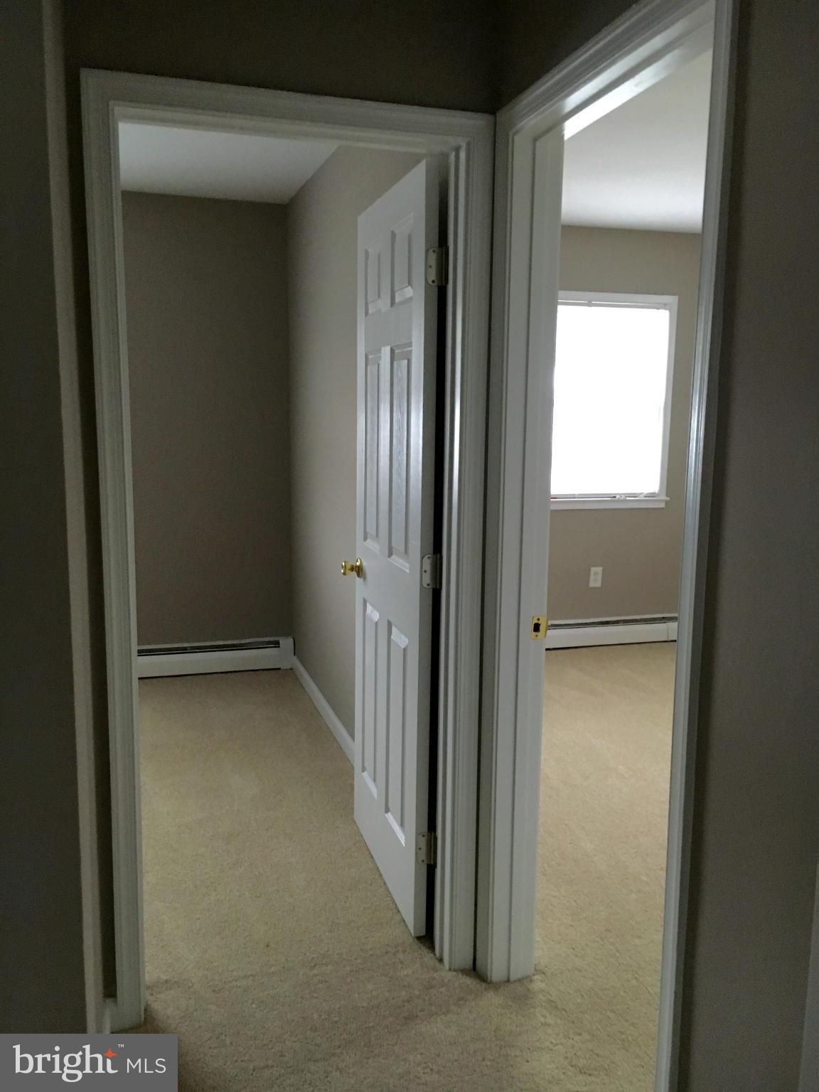 DALE CITY - Residential Lease