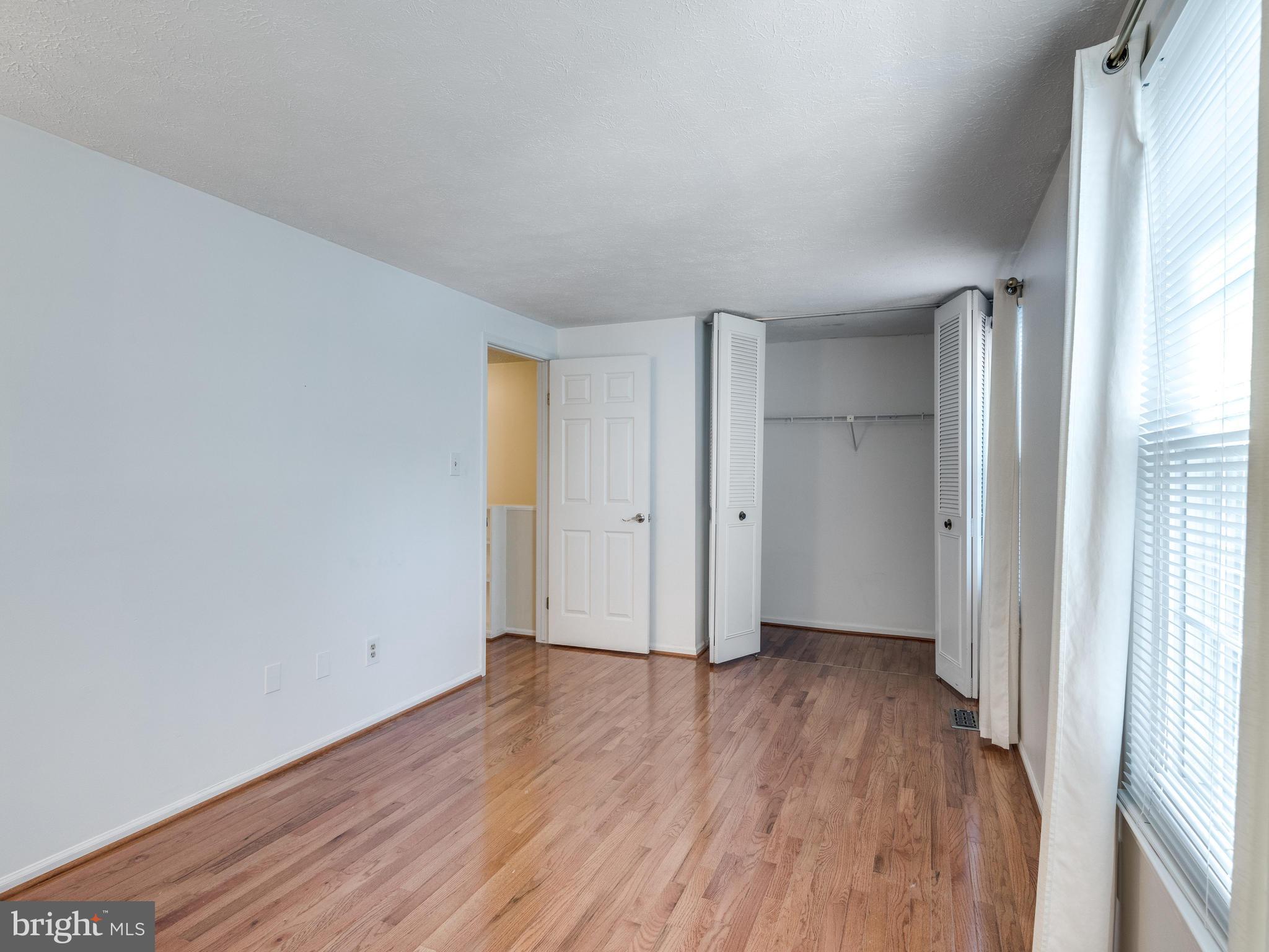 RESTON - Residential Lease