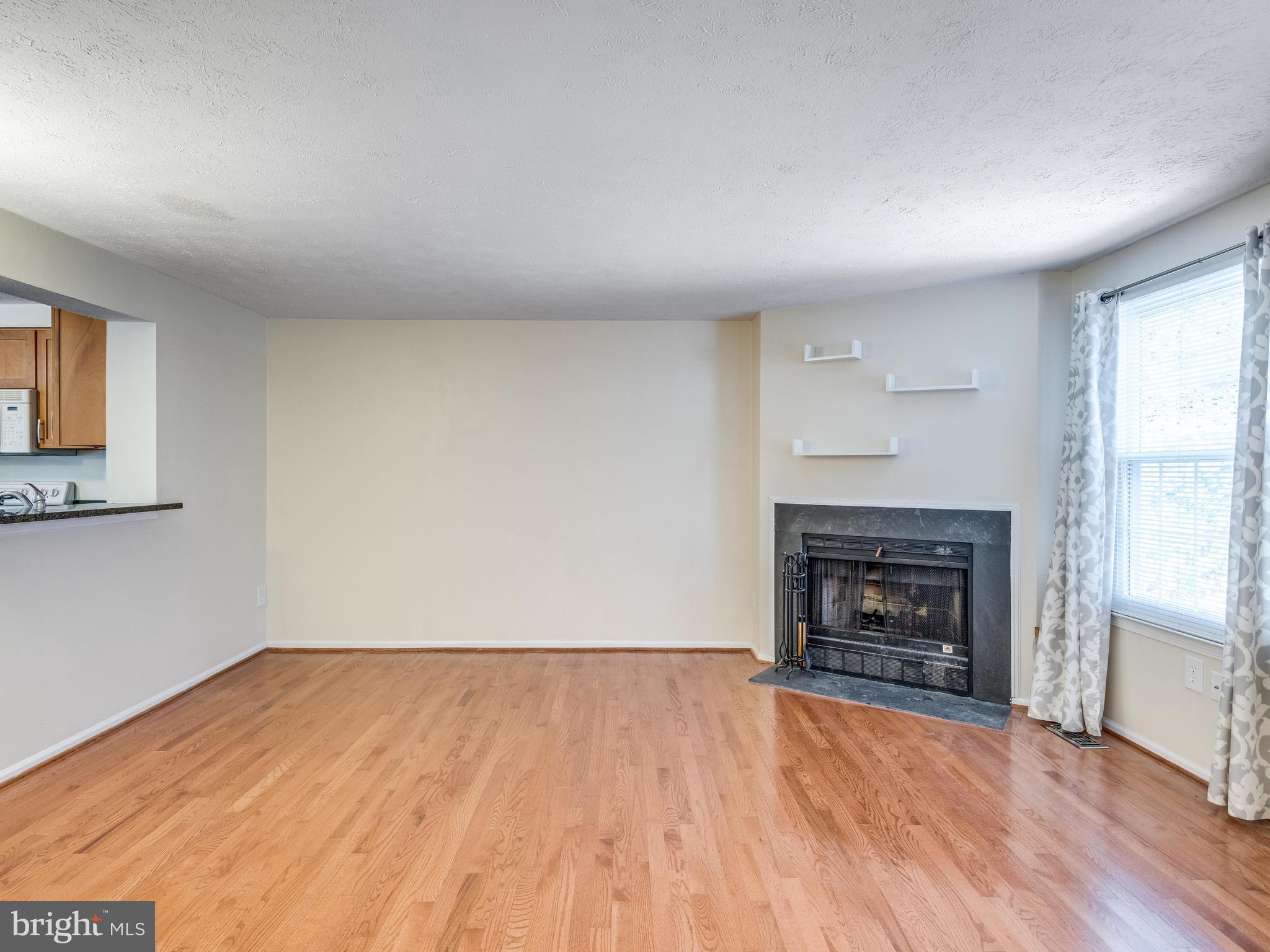 RESTON - Residential Lease