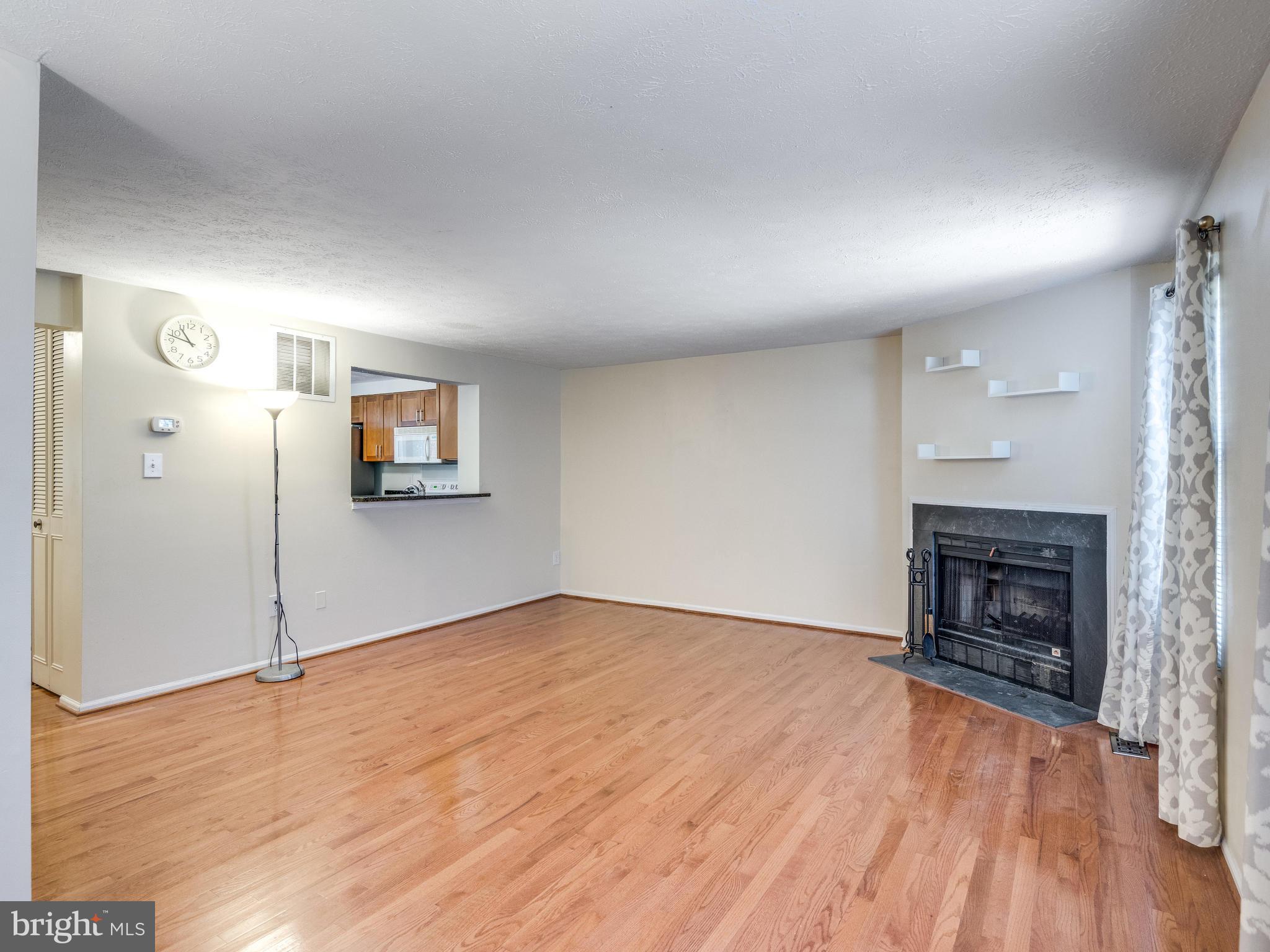 RESTON - Residential Lease