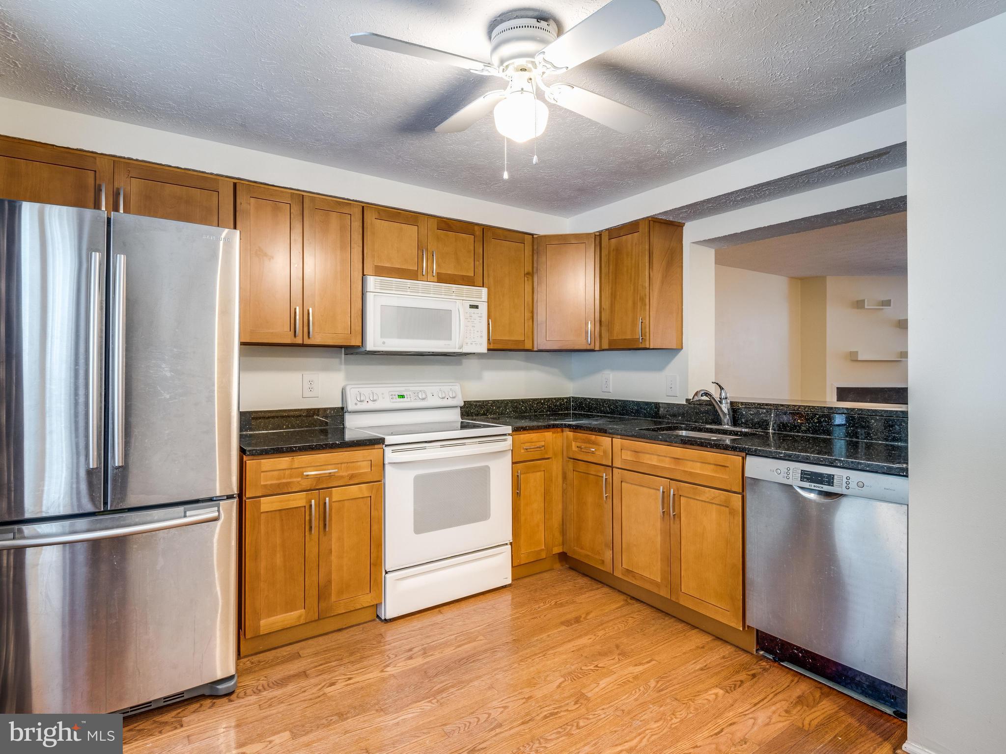 RESTON - Residential Lease