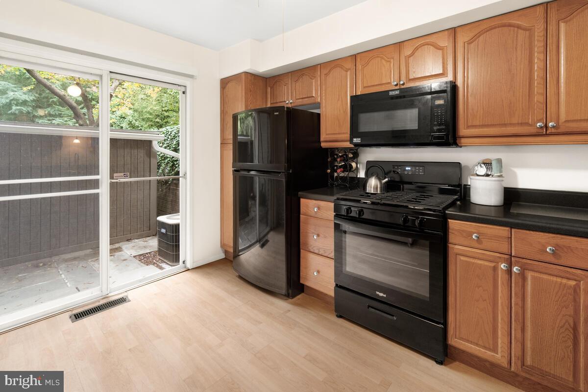 NEW MARK COMMONS - Residential