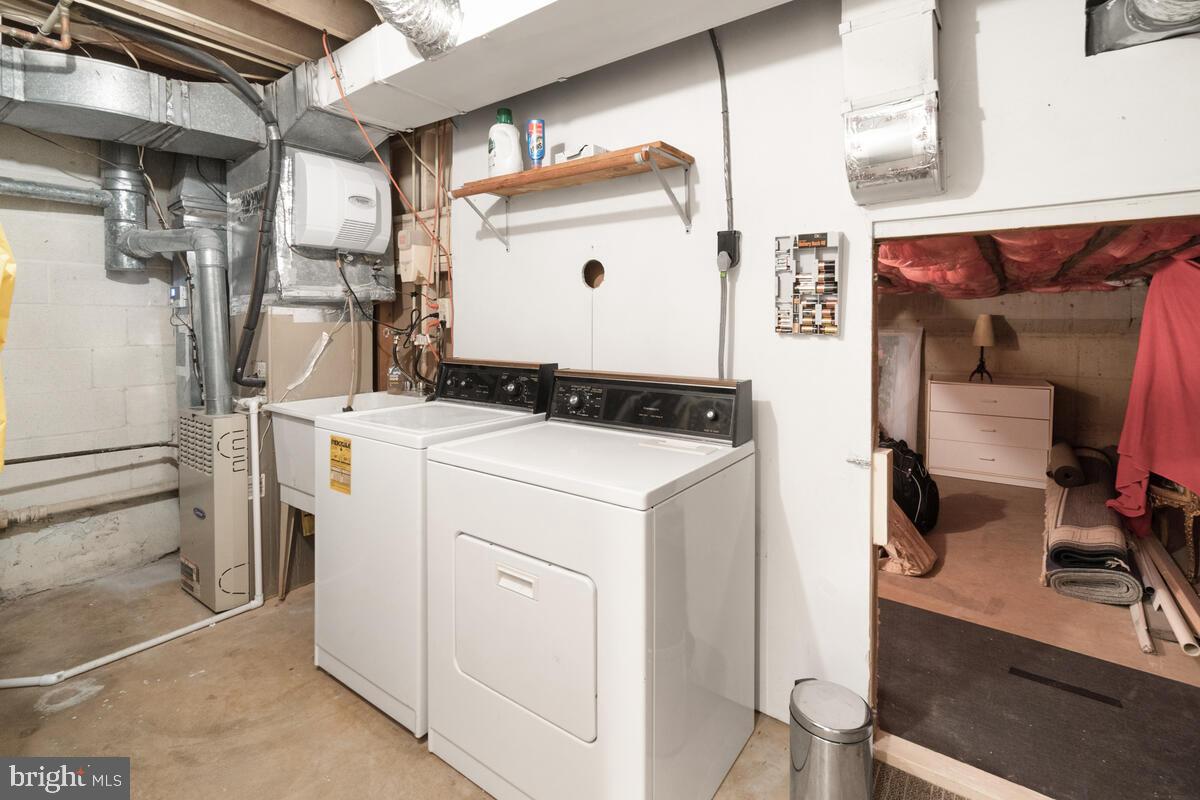 NEW MARK COMMONS - Residential