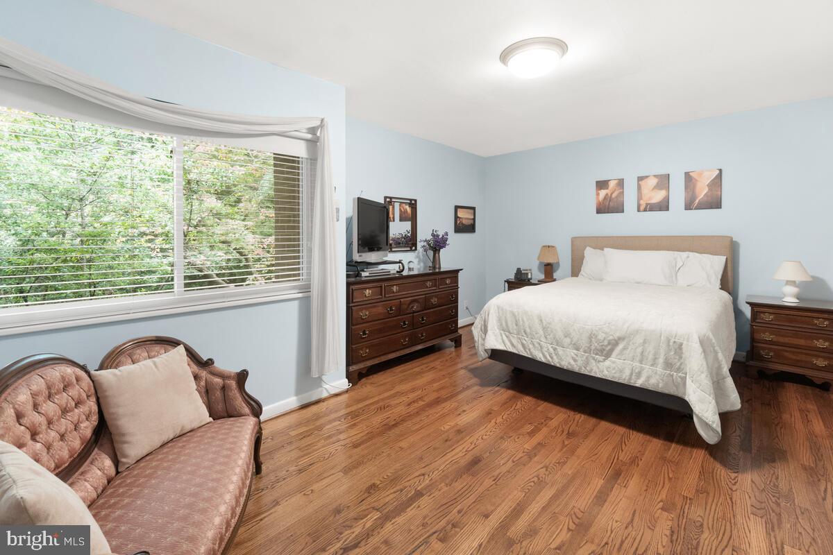 NEW MARK COMMONS - Residential