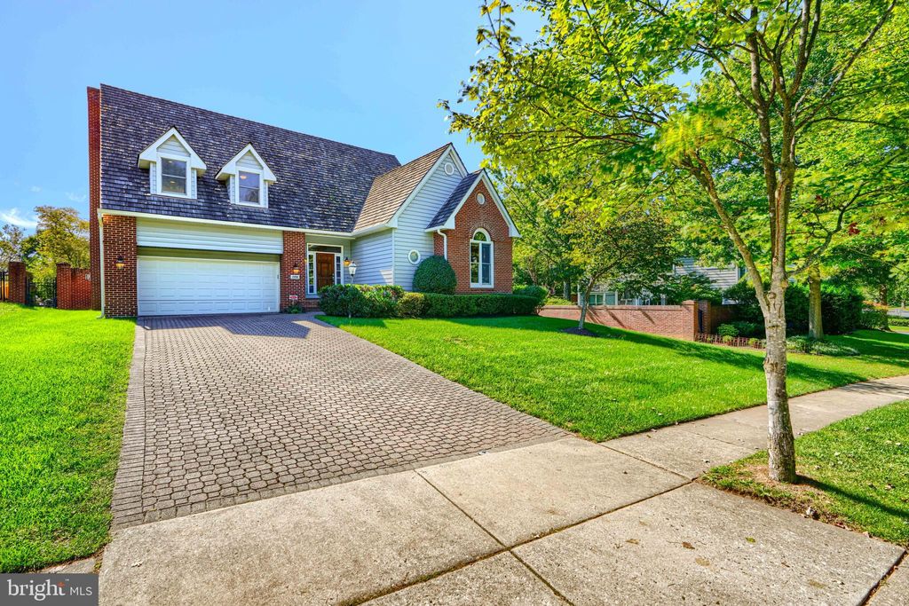 Photo of 11236 Ridermark Row, COLUMBIA, MD 21044 (MLS # MDHW2058422)