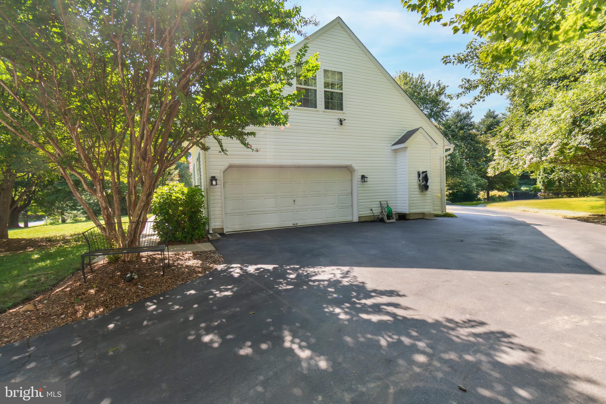 3040 JONES ROAD
