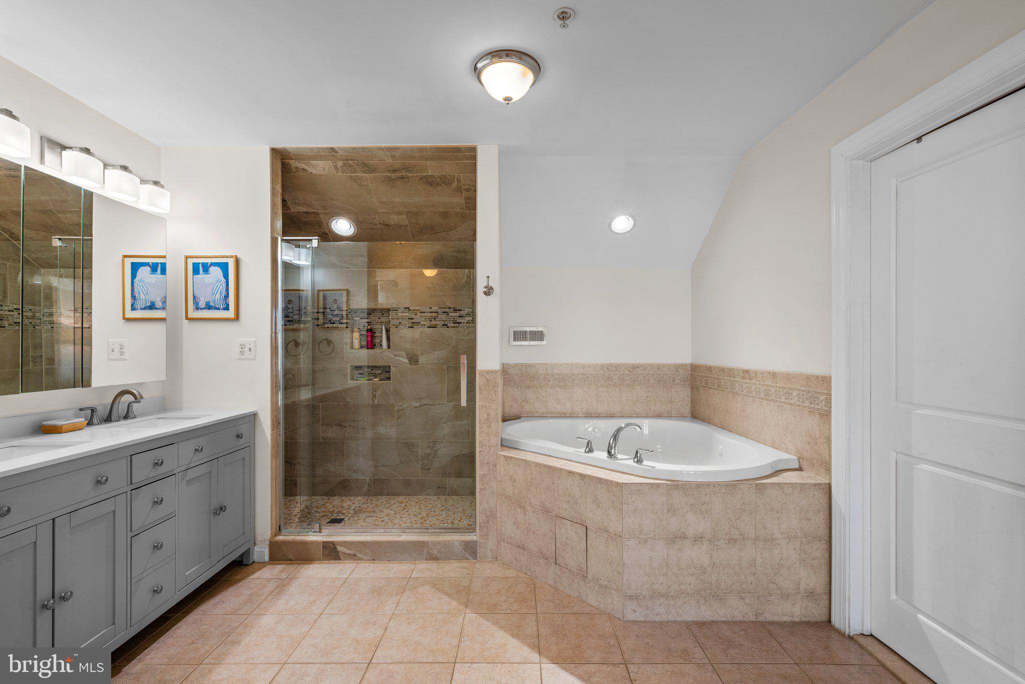 EASTPORT - Residential