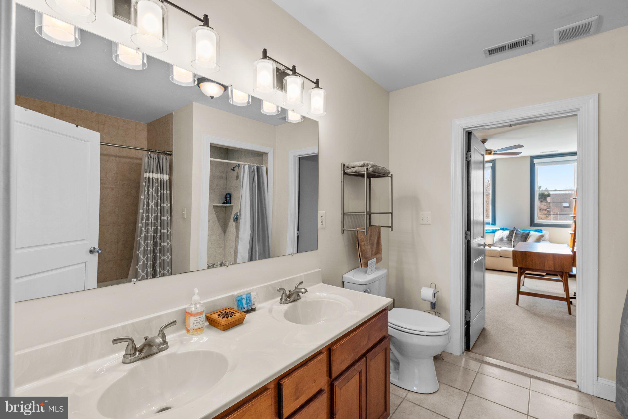 EASTPORT - Residential