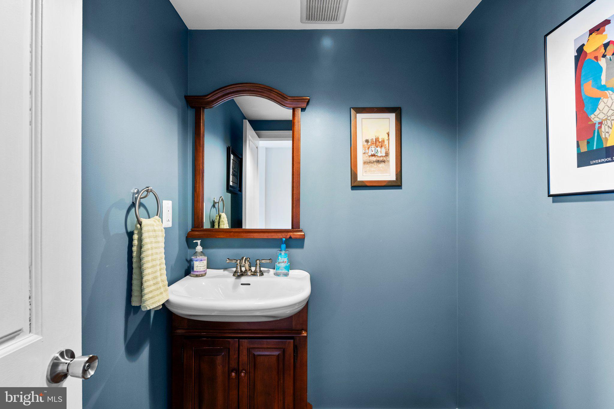 EASTPORT - Residential