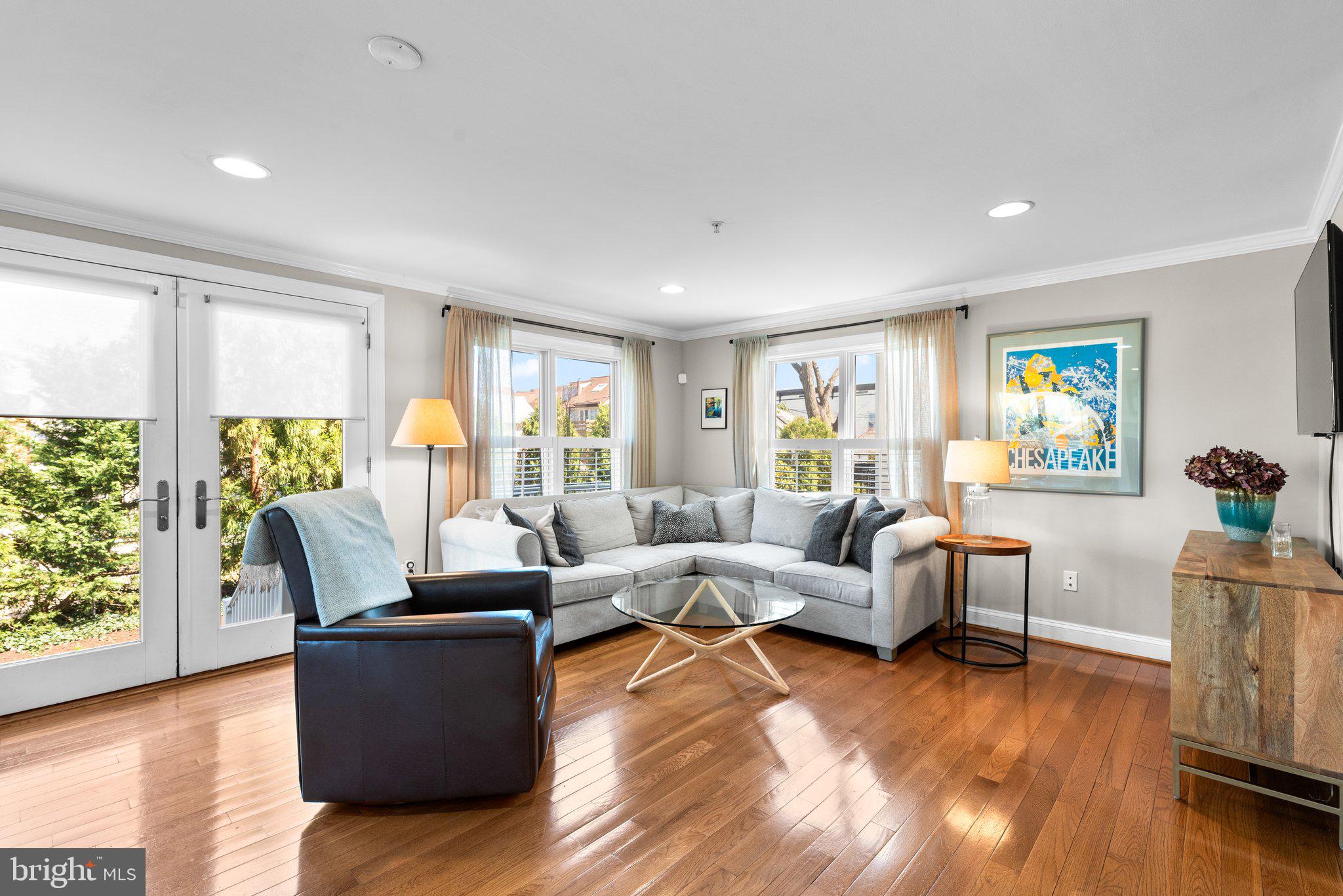 405 FIRST STREET