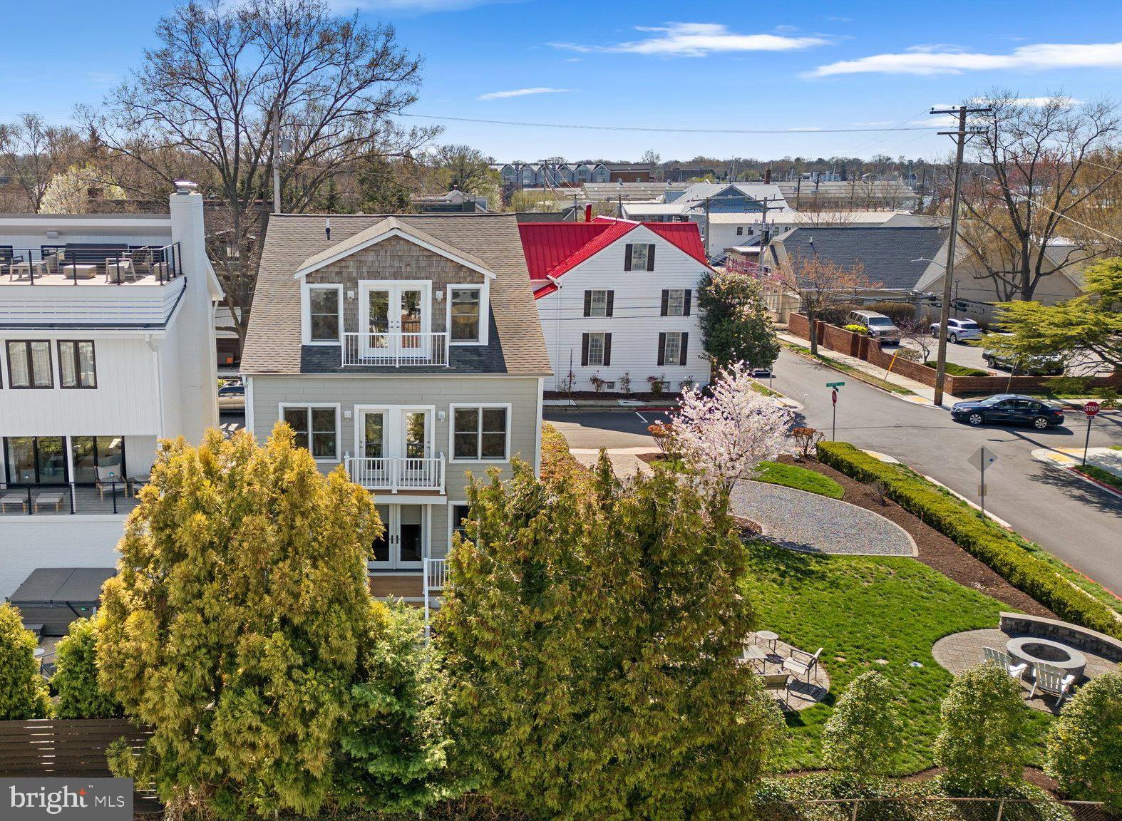 EASTPORT - Residential