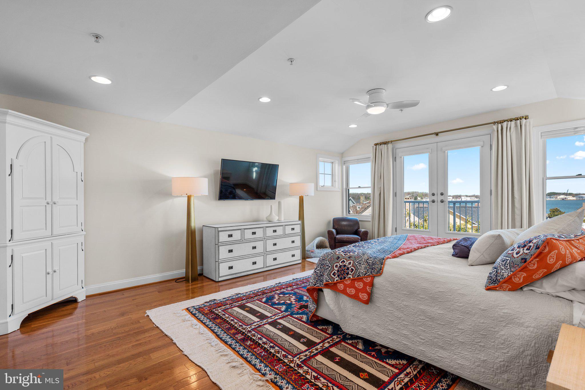 EASTPORT - Residential