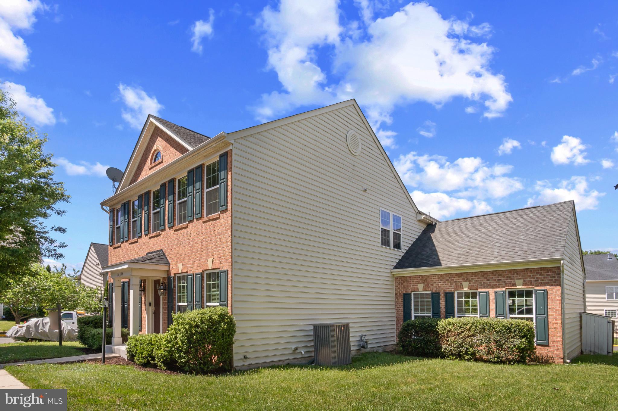 16874 REEF KNOT WAY