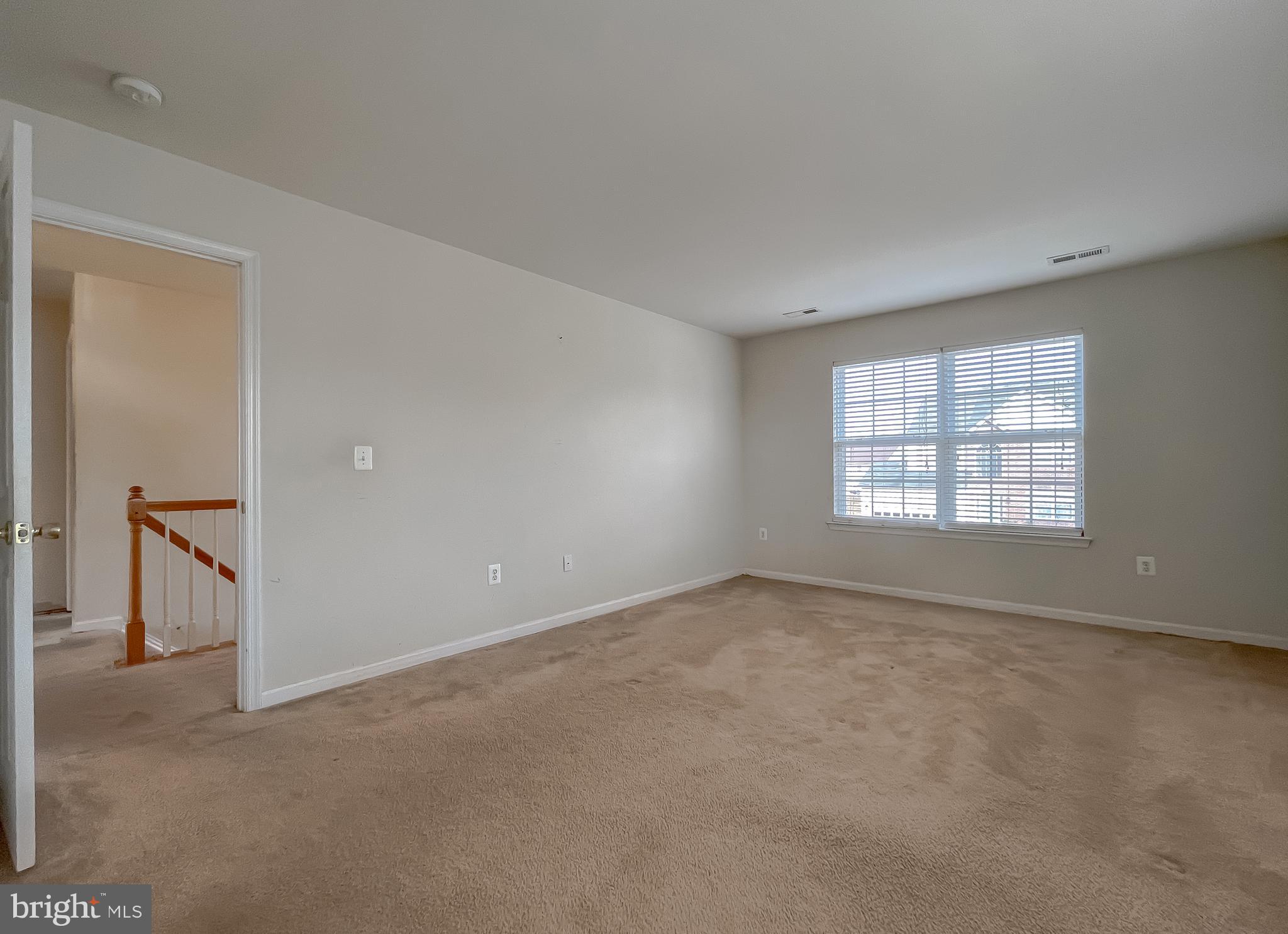 WESTBURY - Residential