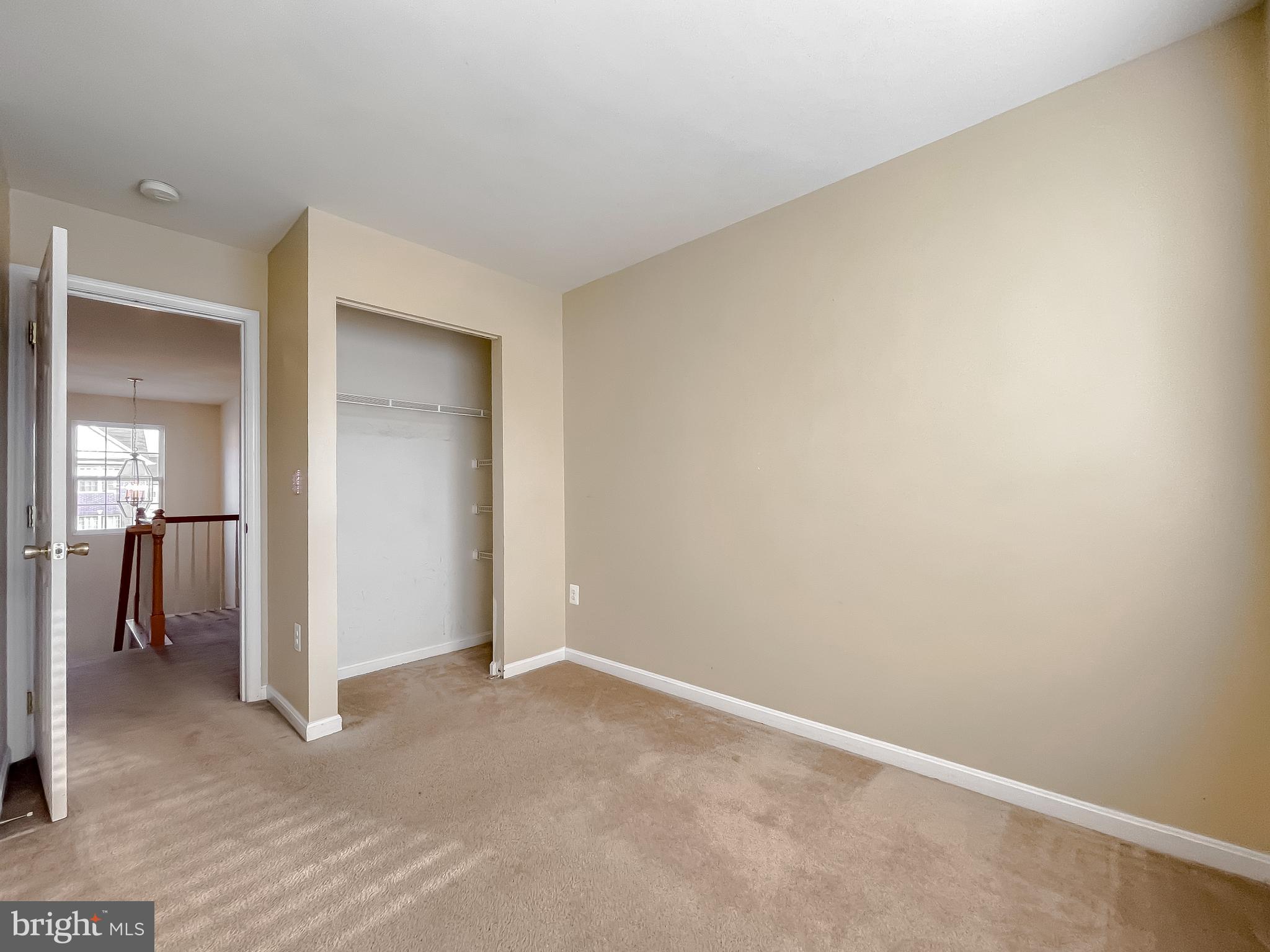 WESTBURY - Residential