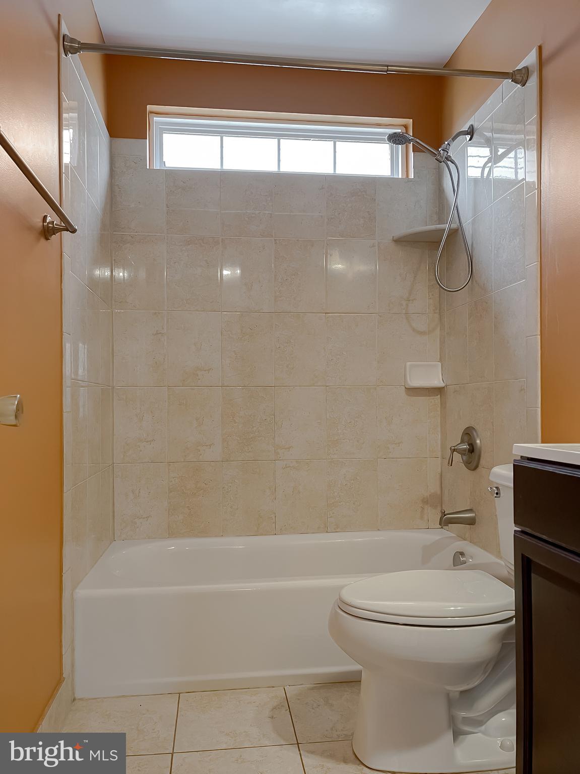 WESTBURY - Residential