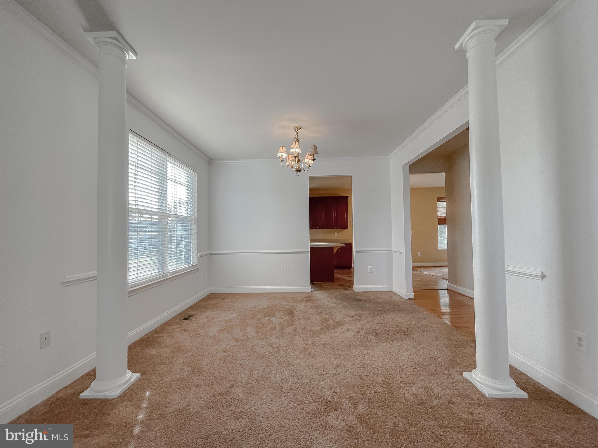 WESTBURY - Residential