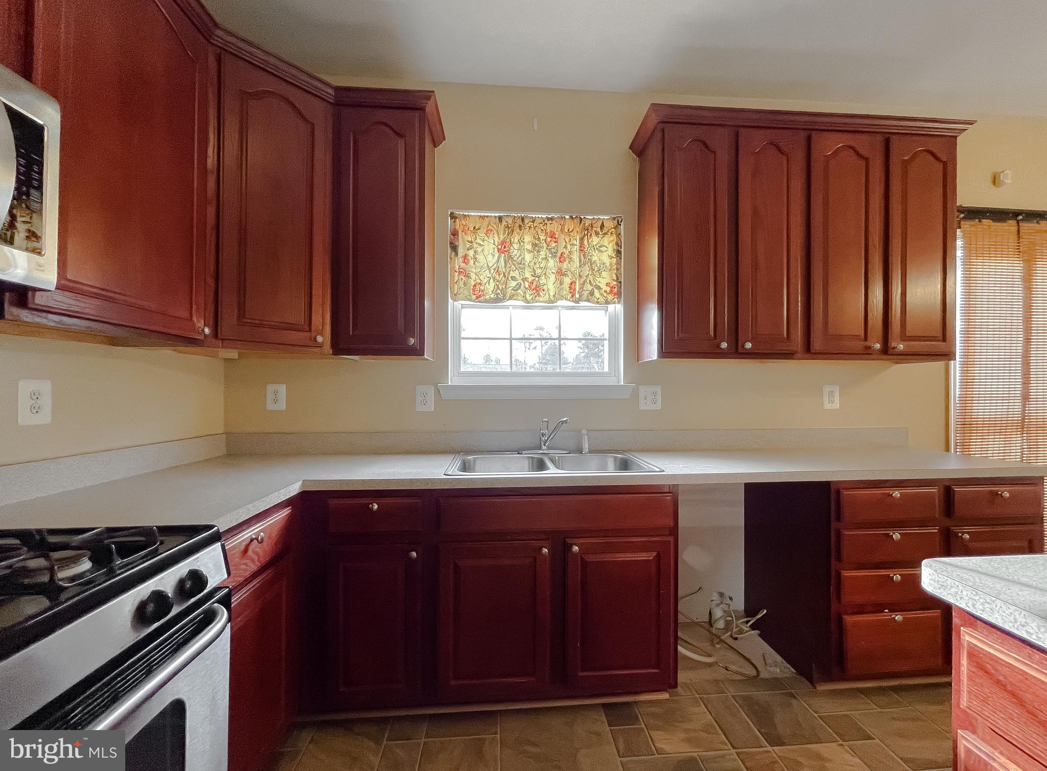 WESTBURY - Residential