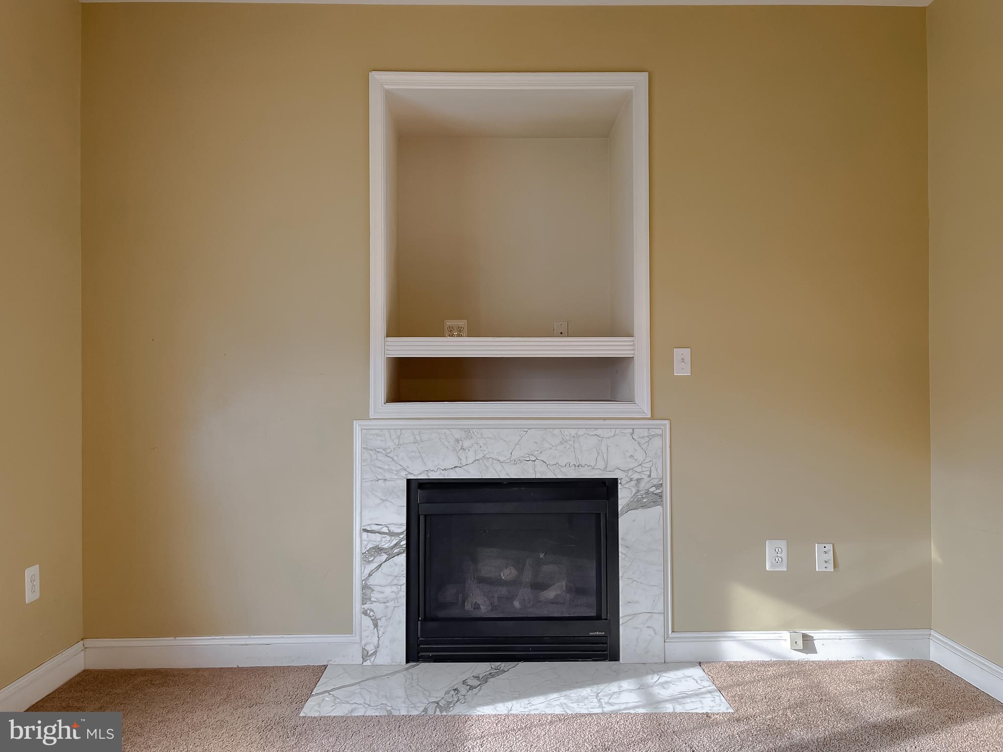 WESTBURY - Residential