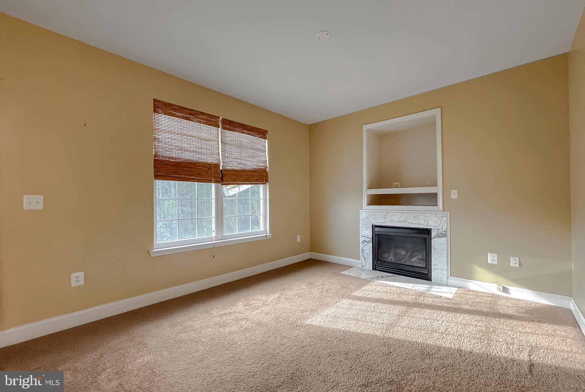 WESTBURY - Residential