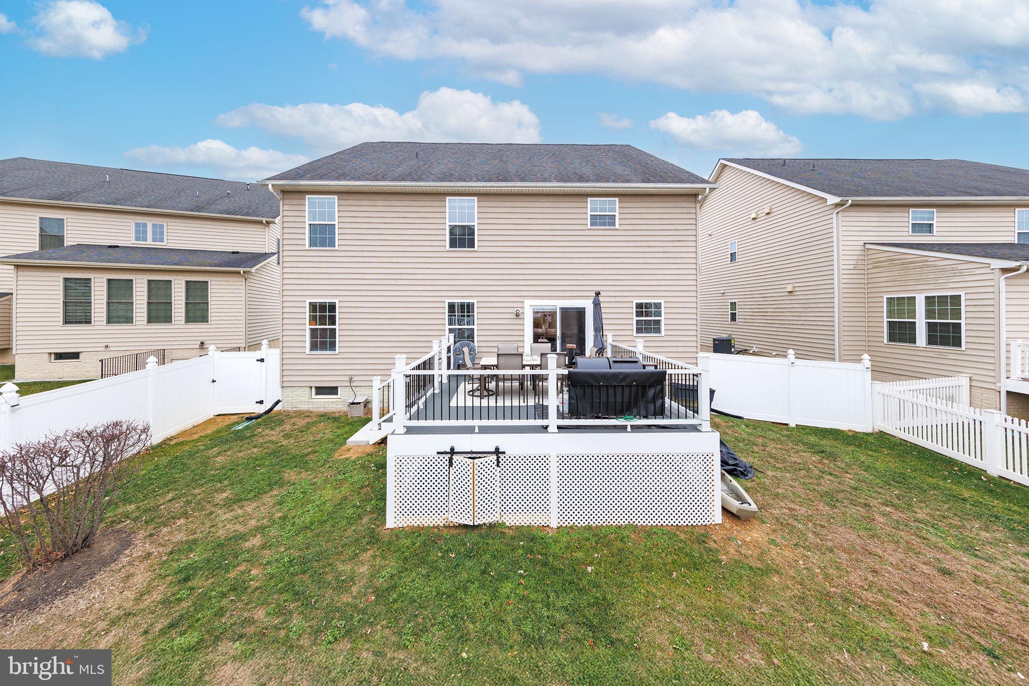 BENTLEY PARK - Residential