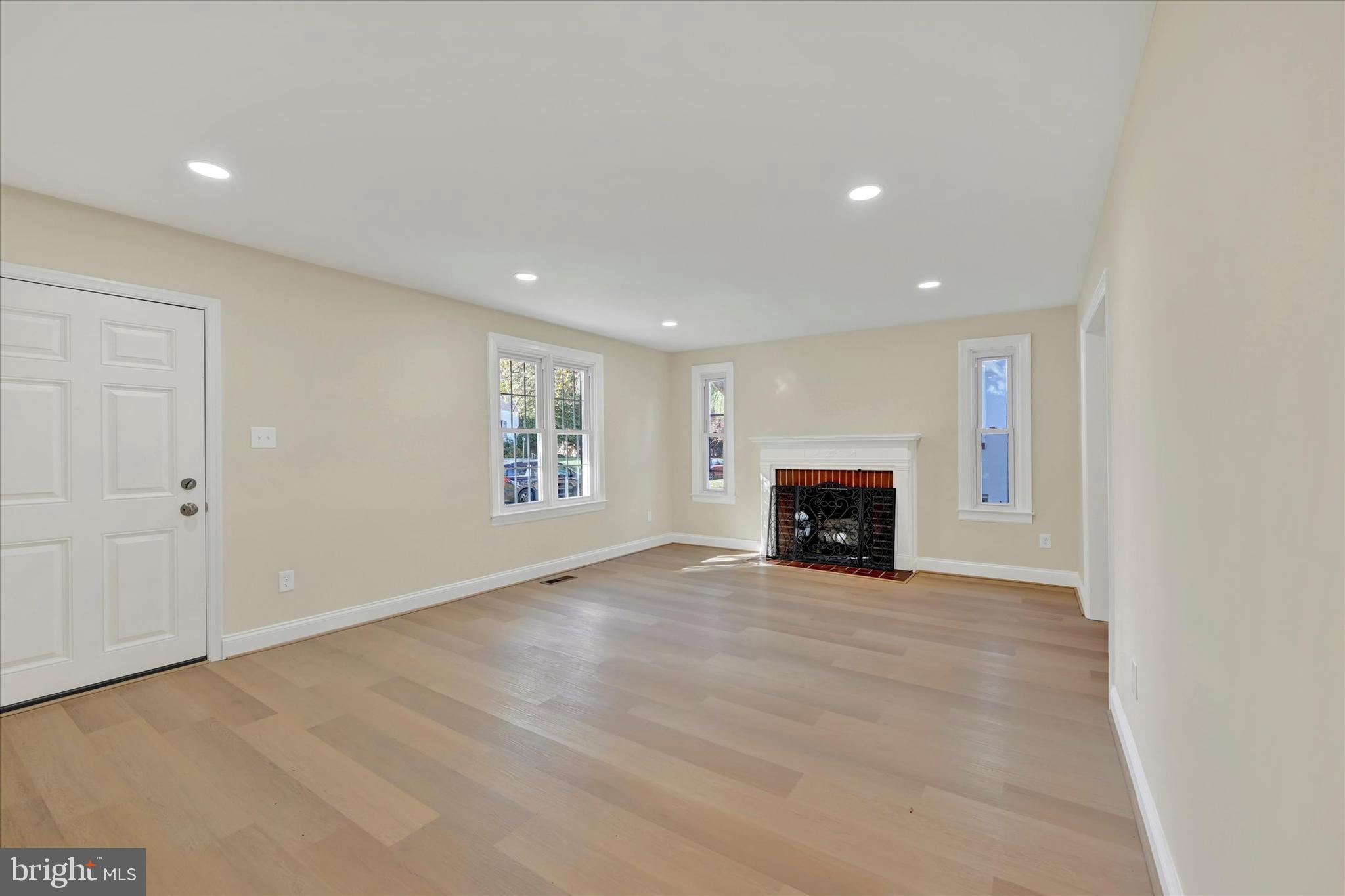 DUNMORE - Residential