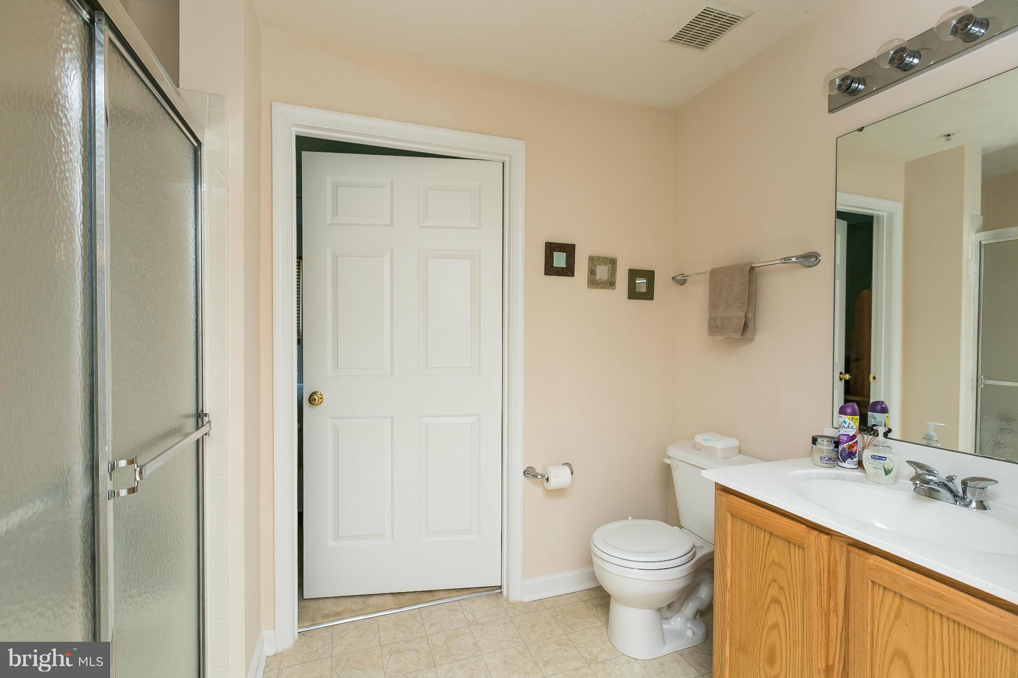 SILVER LAKE - Residential