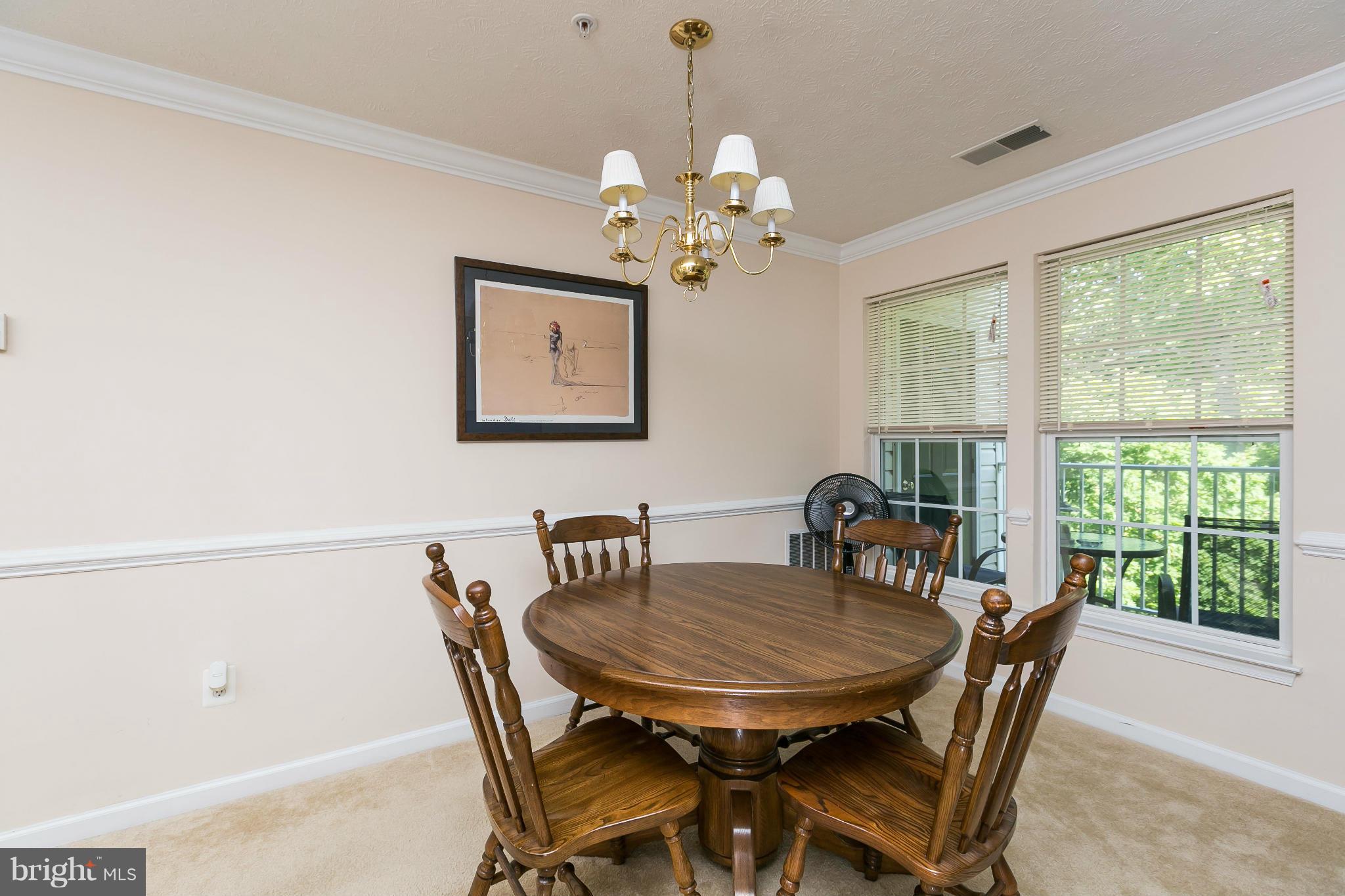 SILVER LAKE - Residential