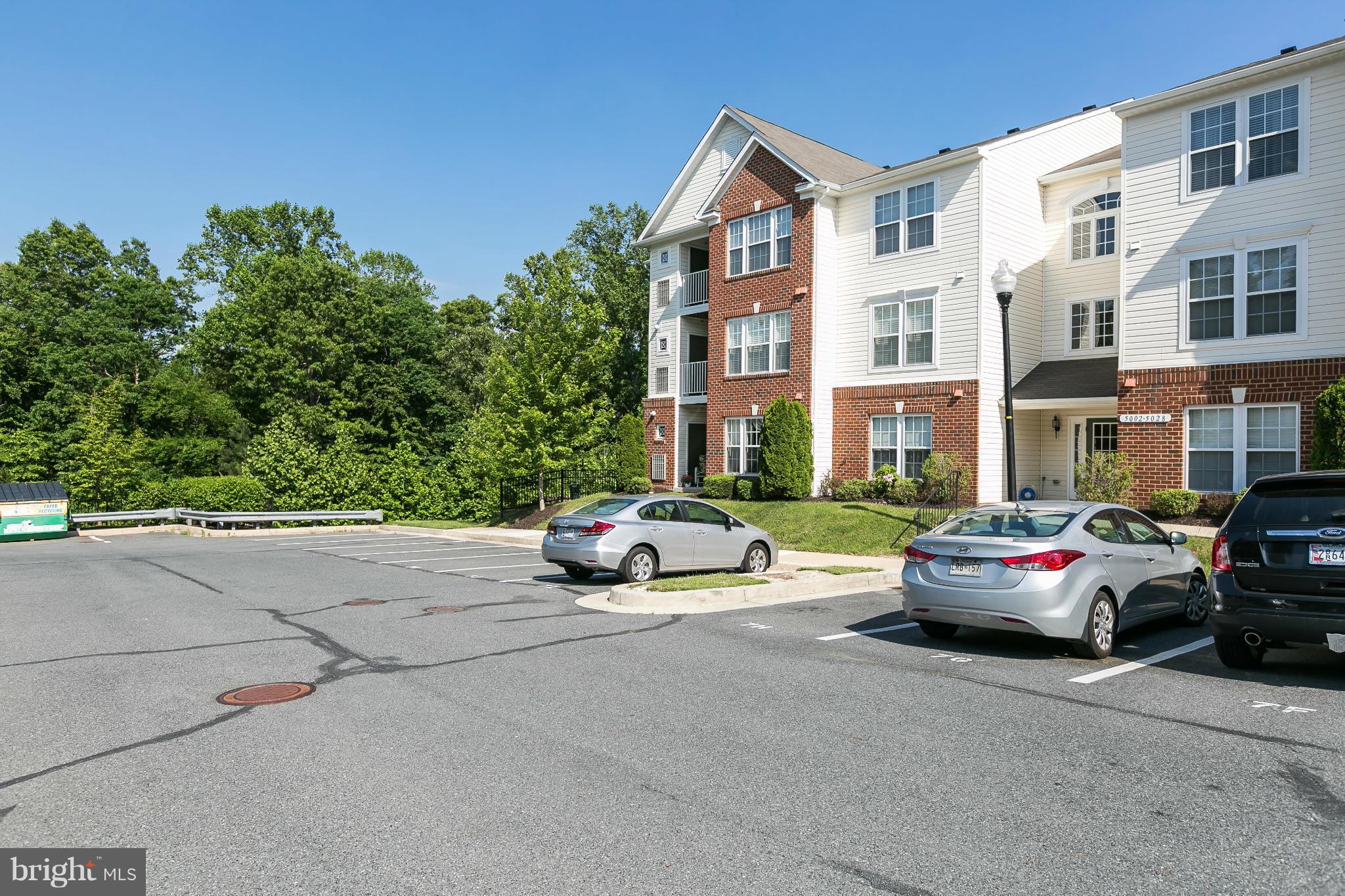 SILVER LAKE - Residential