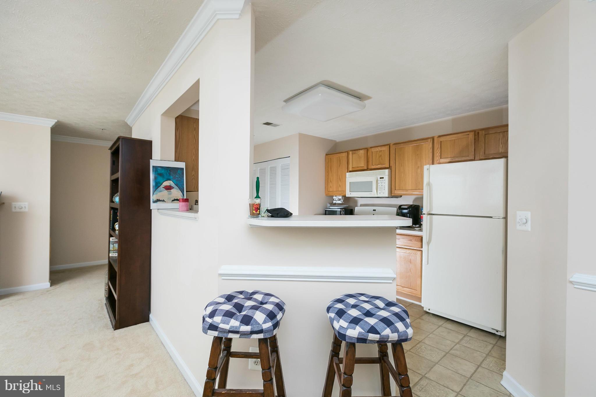 SILVER LAKE - Residential