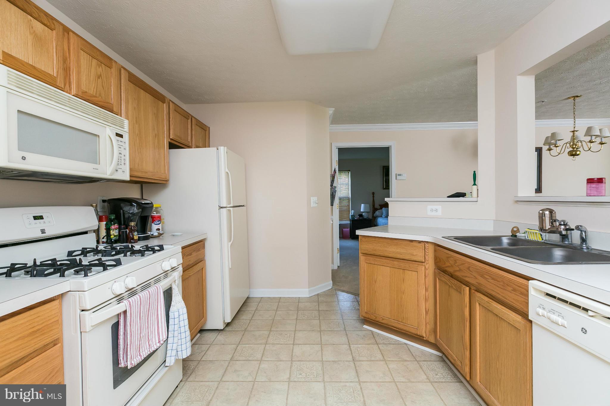 SILVER LAKE - Residential