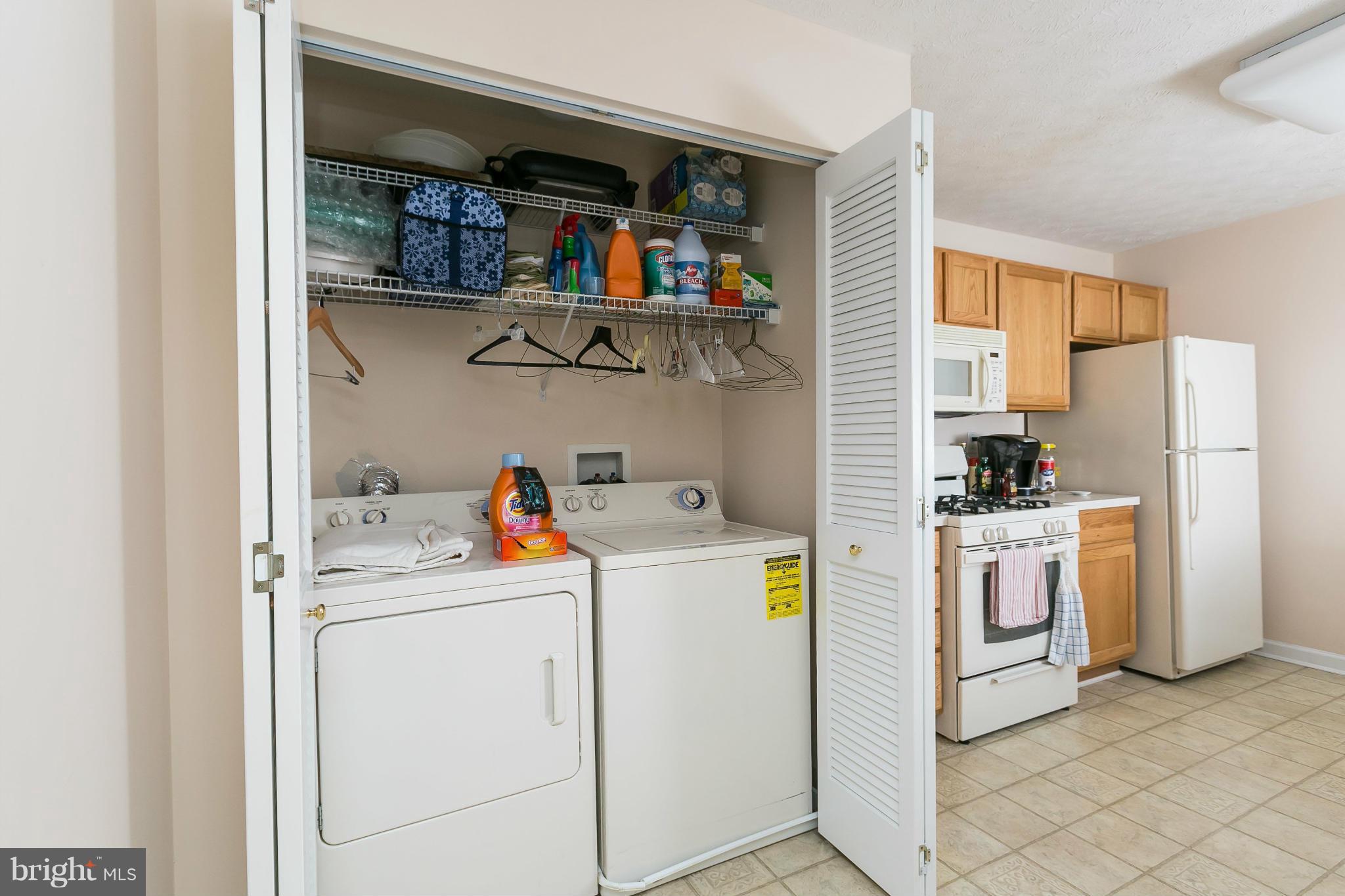 SILVER LAKE - Residential