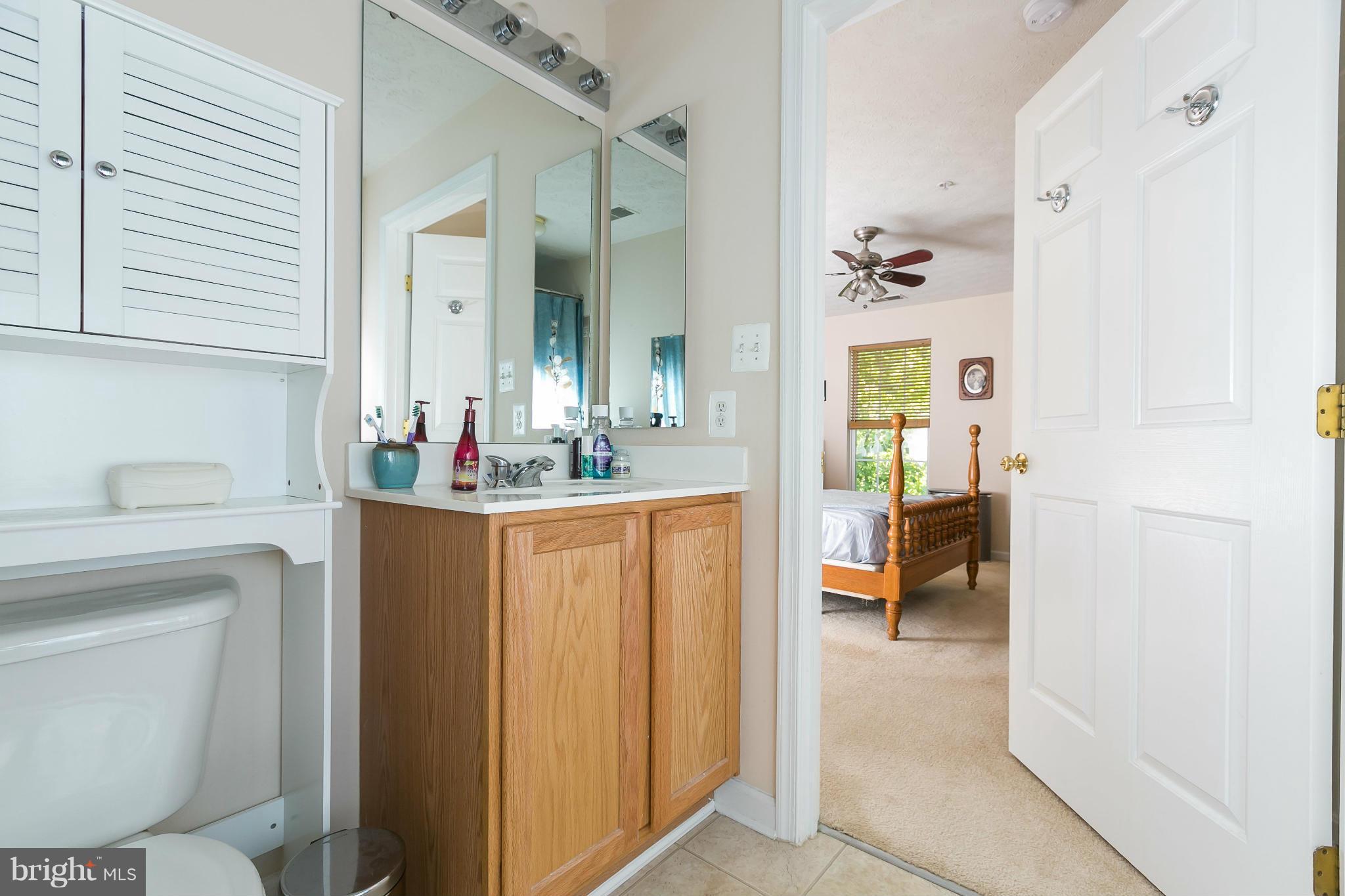 SILVER LAKE - Residential