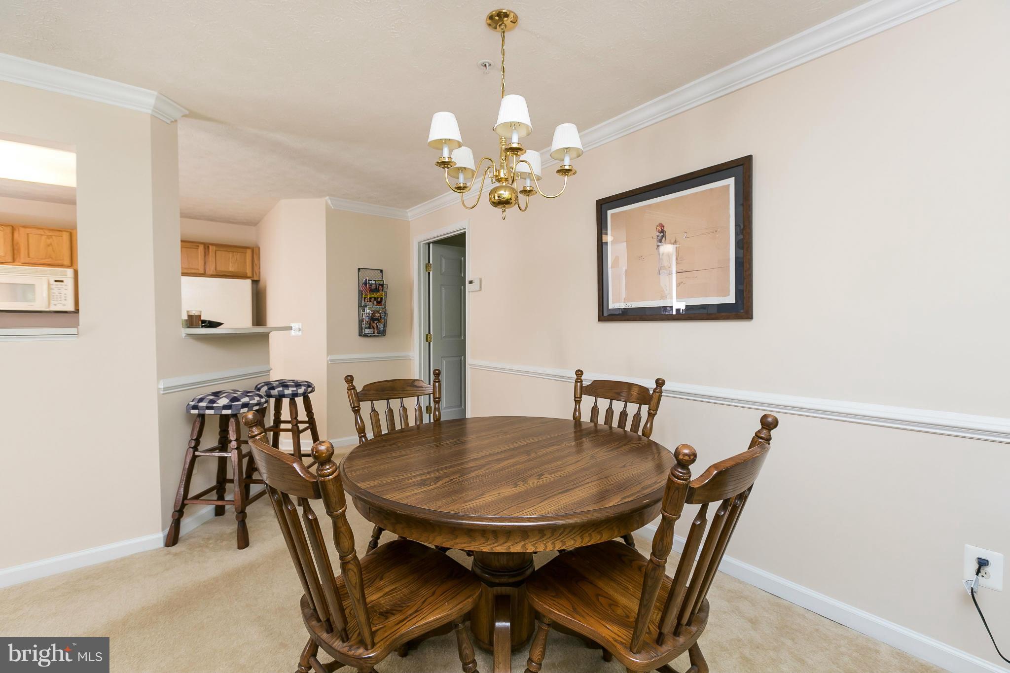 SILVER LAKE - Residential