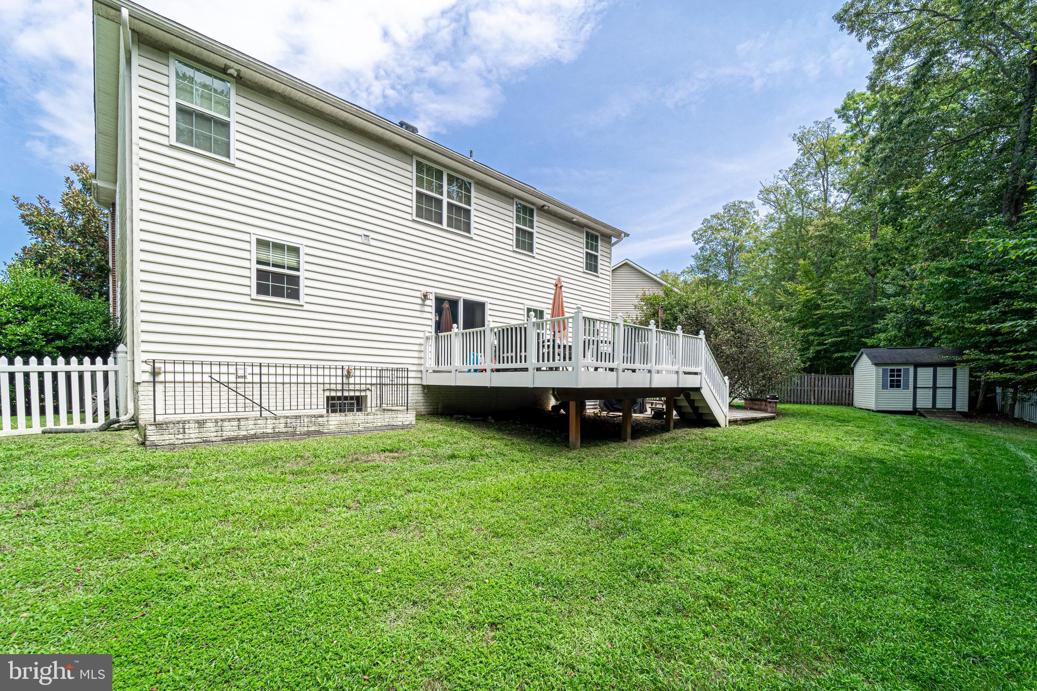 NORTH POINTE - Residential