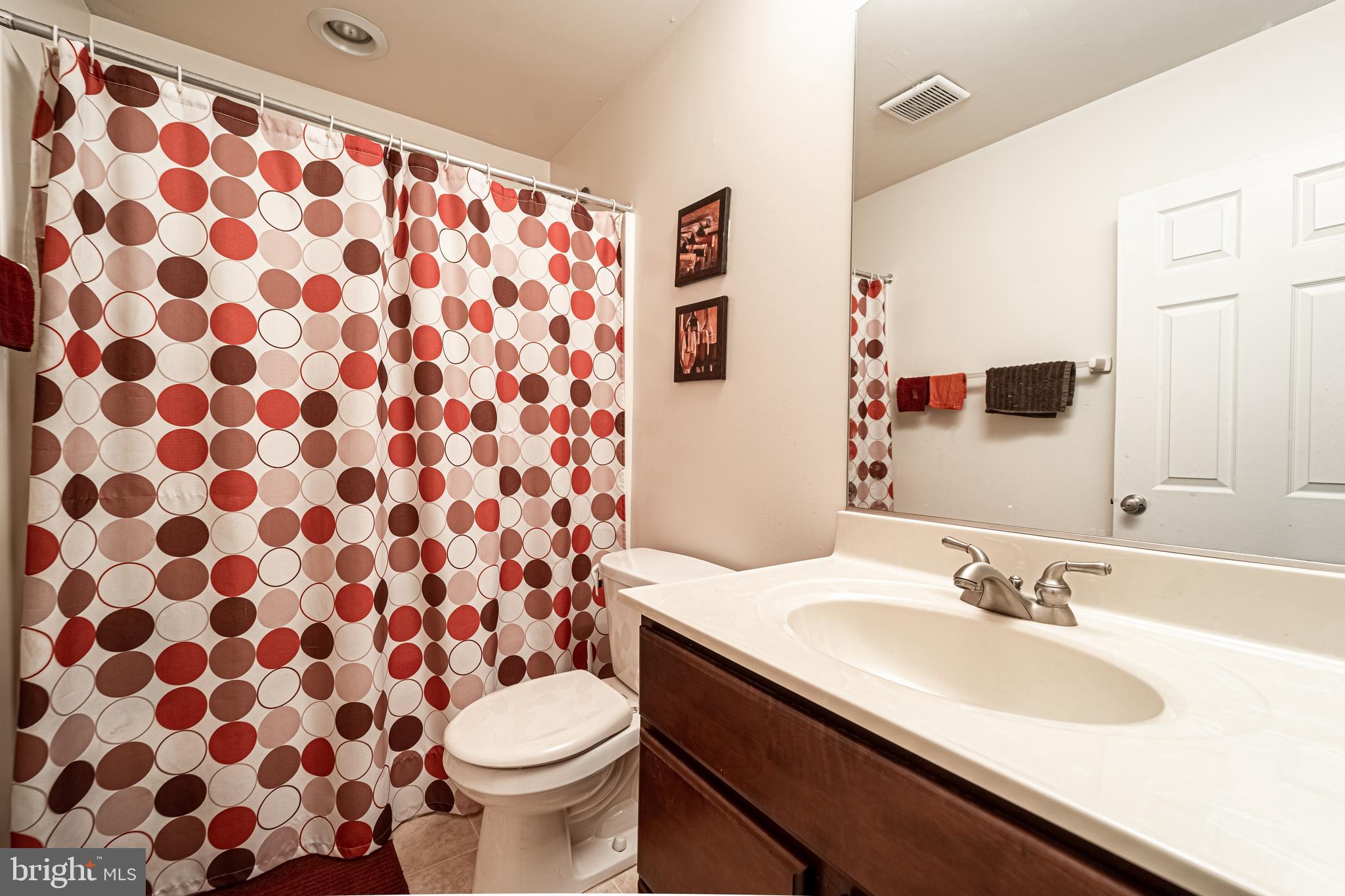 NORTH POINTE - Residential