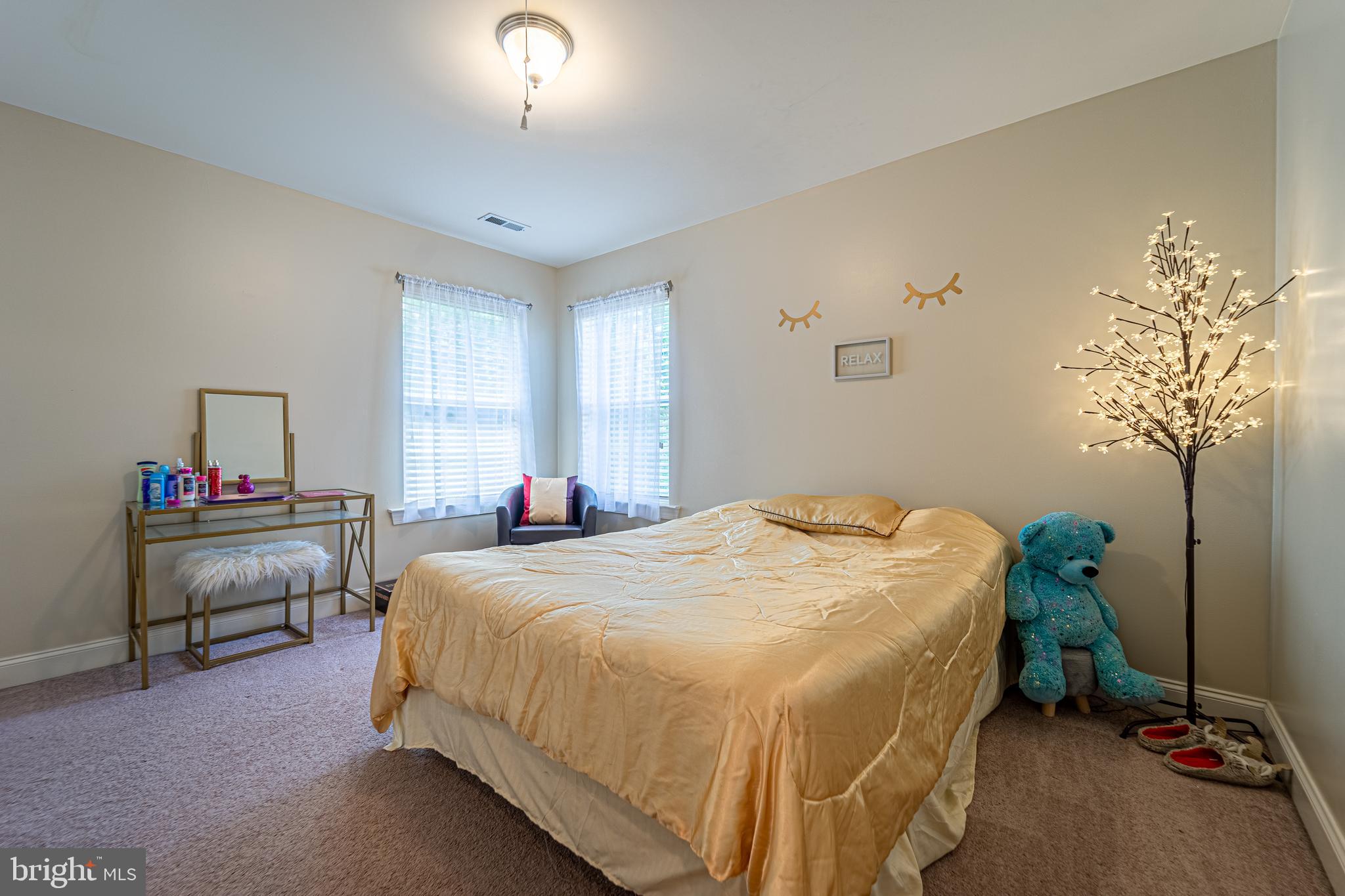 NORTH POINTE - Residential