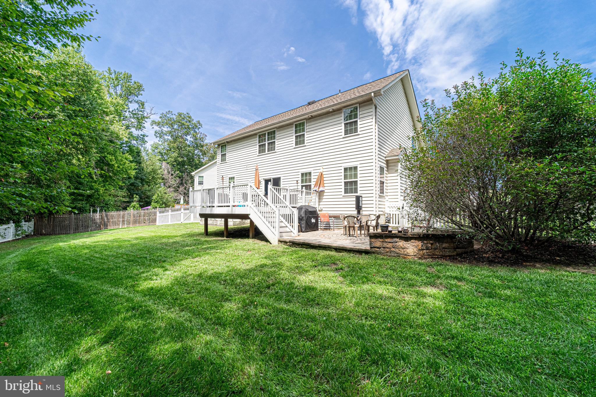 NORTH POINTE - Residential