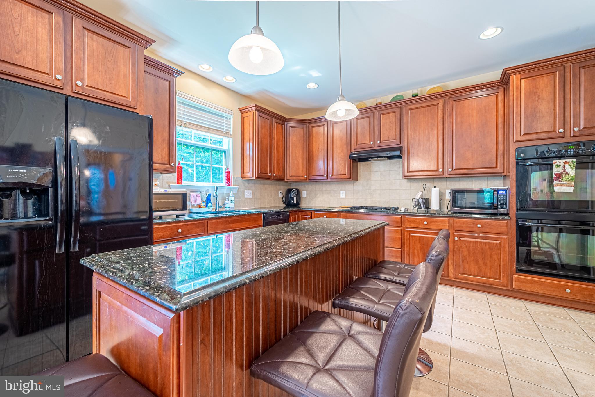 NORTH POINTE - Residential