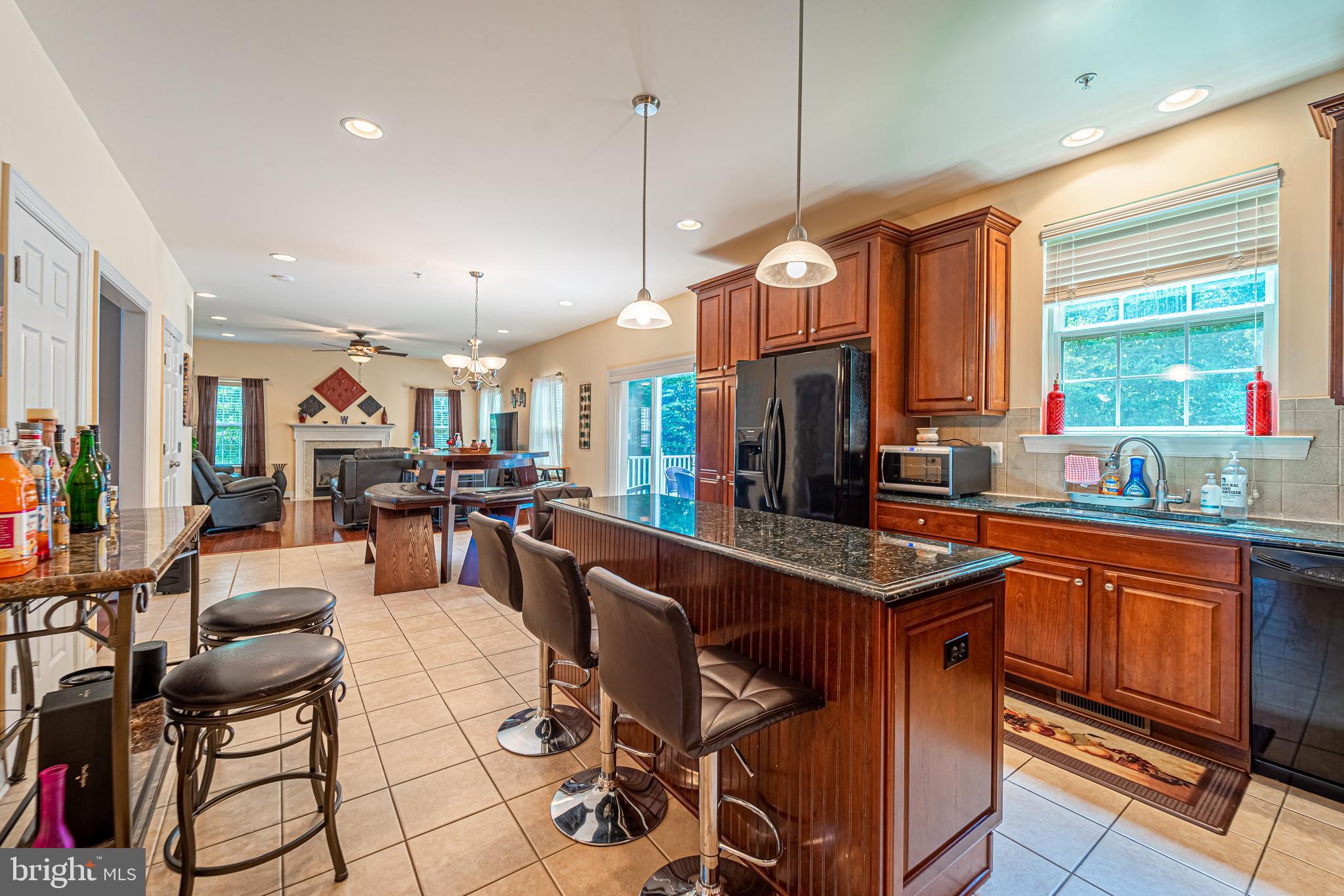 NORTH POINTE - Residential