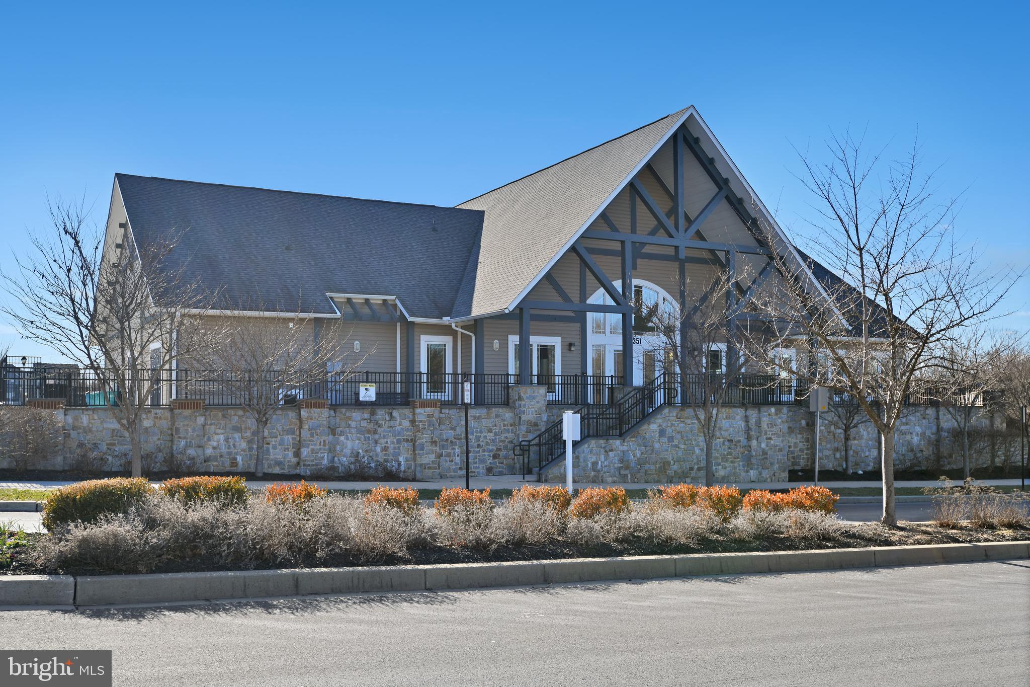 LINTON AT BALLENGER - Residential