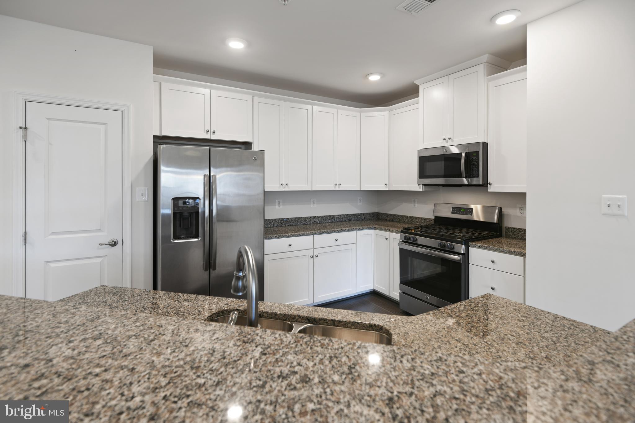 LINTON AT BALLENGER - Residential