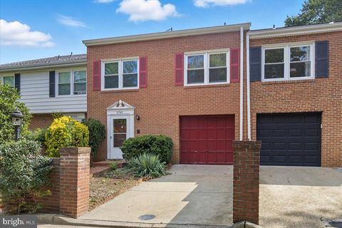 3742 12TH STREET S ARLINGTON VA 22204