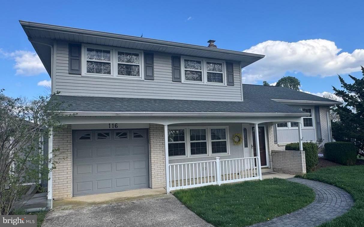 116 AUTUMN HORSESHOE