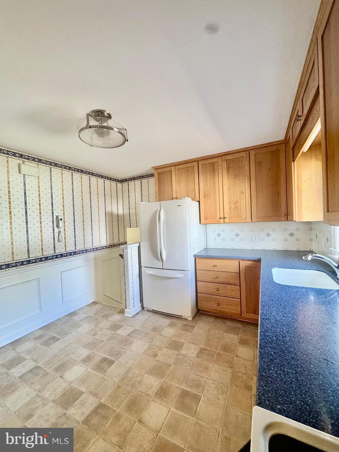 116 AUTUMN HORSESHOE